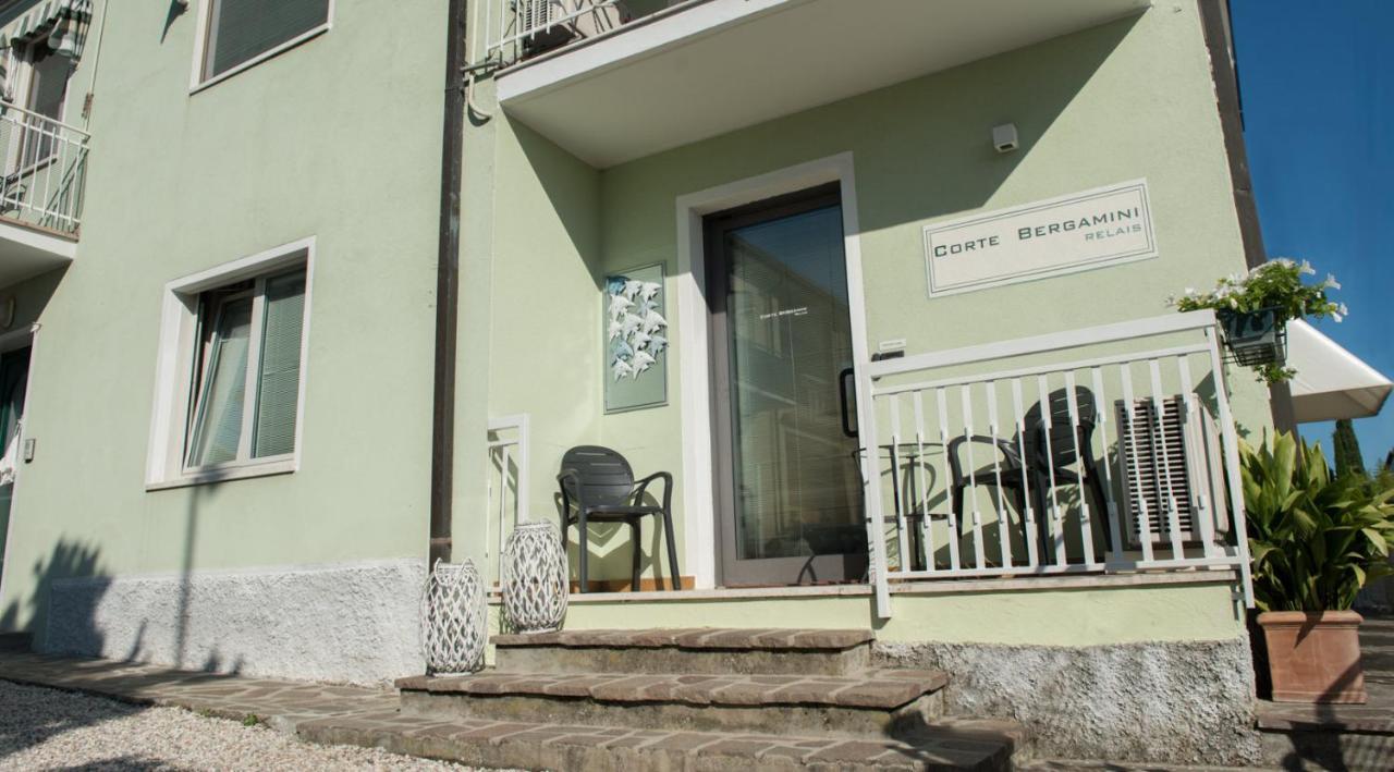 Relais Corte Bergamini ペスキエーラ・デル・ガルダ エクステリア 写真