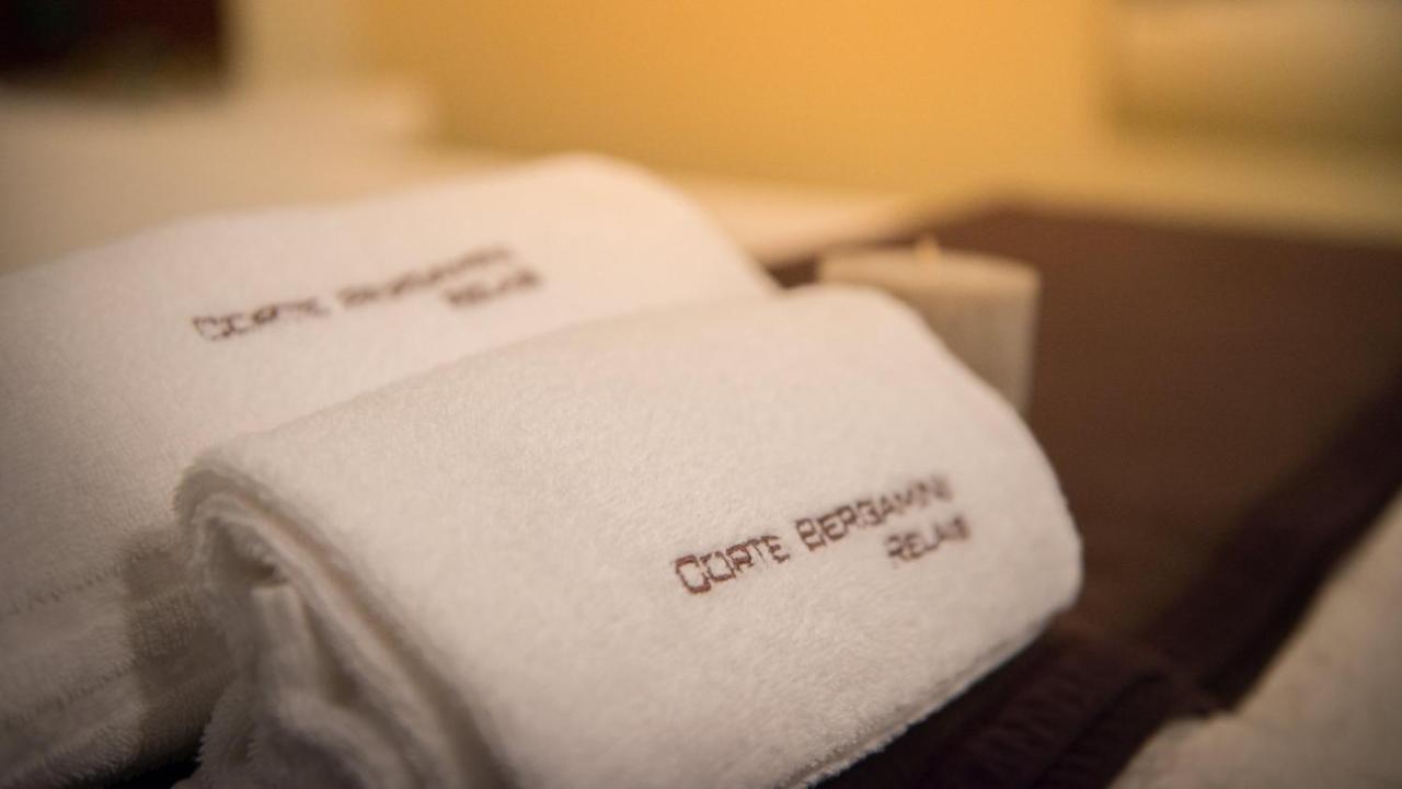 Relais Corte Bergamini ペスキエーラ・デル・ガルダ エクステリア 写真